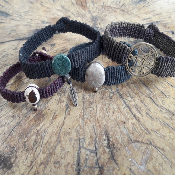 Macrame hand made anklet - Picture 1 of 3